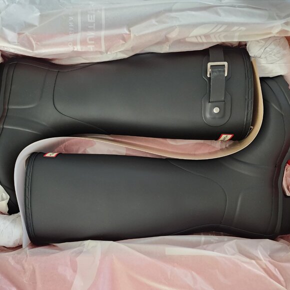 Hunter Women's Original Tall Rain Boots – Sustainable Style 🌧️🌱 - Picture 3 of 14
